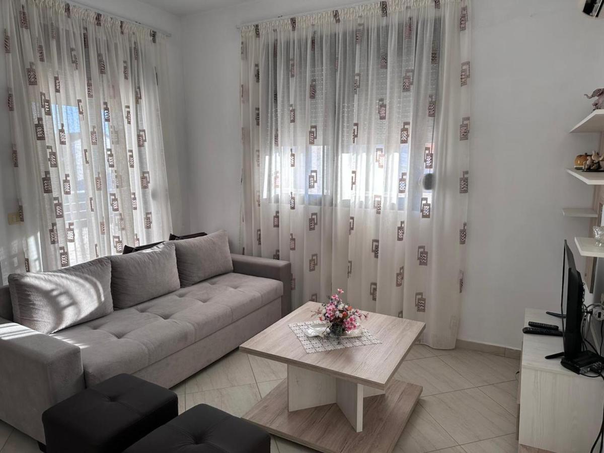 Payo Apartments Sarande Exterior photo